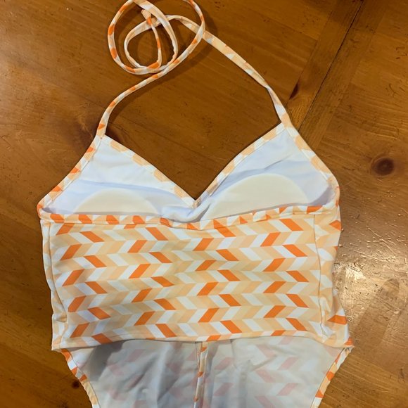 NWOT Kortni Jeane 2-piece bathing suit - Picture 8 of 11